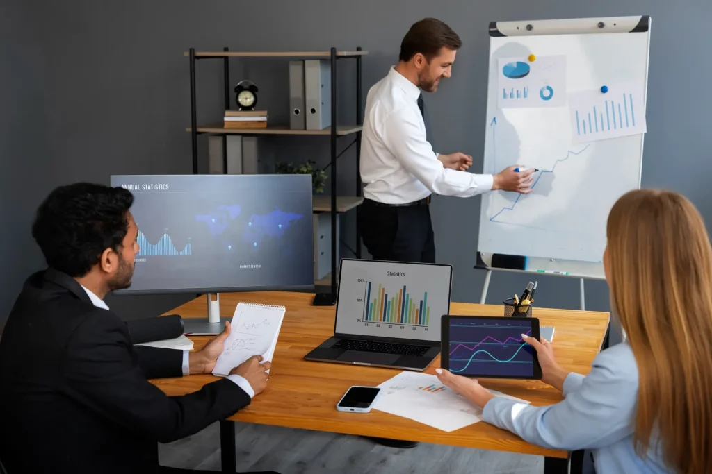 AI-enhanced performance management cycle